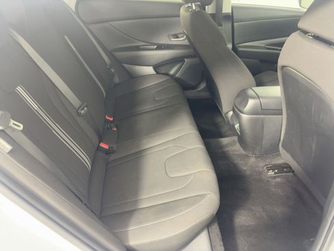 Used 2024 Hyundai Elantra SEL image 28