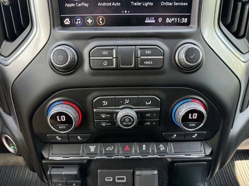Used 2022 Chevrolet Silverado 2500 LT w/ Convenience Package AWD/4WD image 30