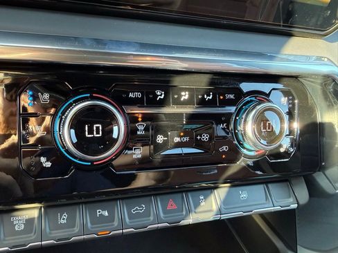 New 2026 GMC Sierra 3500 Denali Ultimate image 24