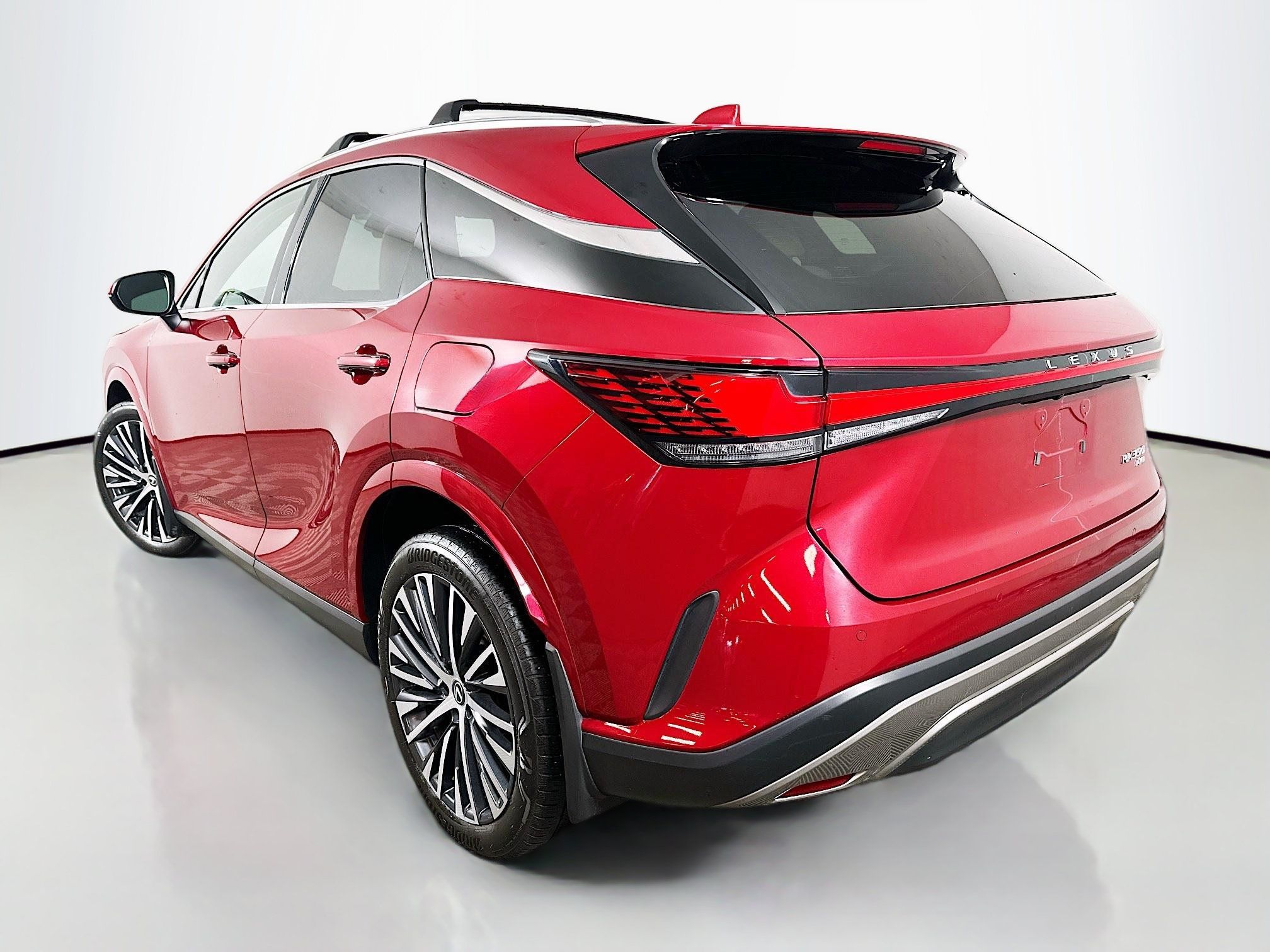 Used 2023 Lexus RX 350 Premium Plus w/ Accessory Package (A2) AWD/4WD image 5