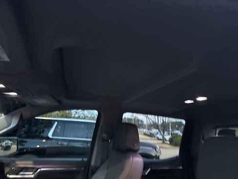 Used 2024 GMC Sierra 1500 SLT w/ SLT Premium Plus Package image 16