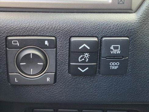 Used 2023 Lexus GX 460 Luxury w/ Sport Design Package AWD/4WD image 11