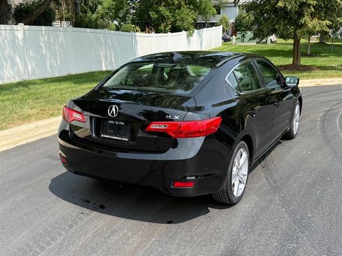 Used 2014 Acura ILX w/ Technology Package FWD image 6