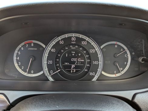 Used 2016 Honda Accord EX-L image 25