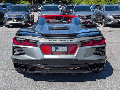 Used 2024 Chevrolet Corvette Stingray Premium Conv w/ Z51 Performance Package RWD image 4