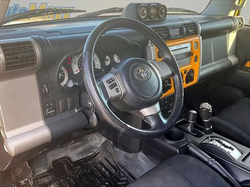 Used 2007 Toyota FJ Cruiser 4WD image 13