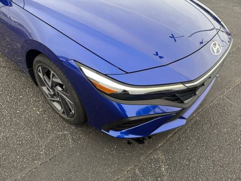 Certified 2025 Hyundai Elantra Sport image 26