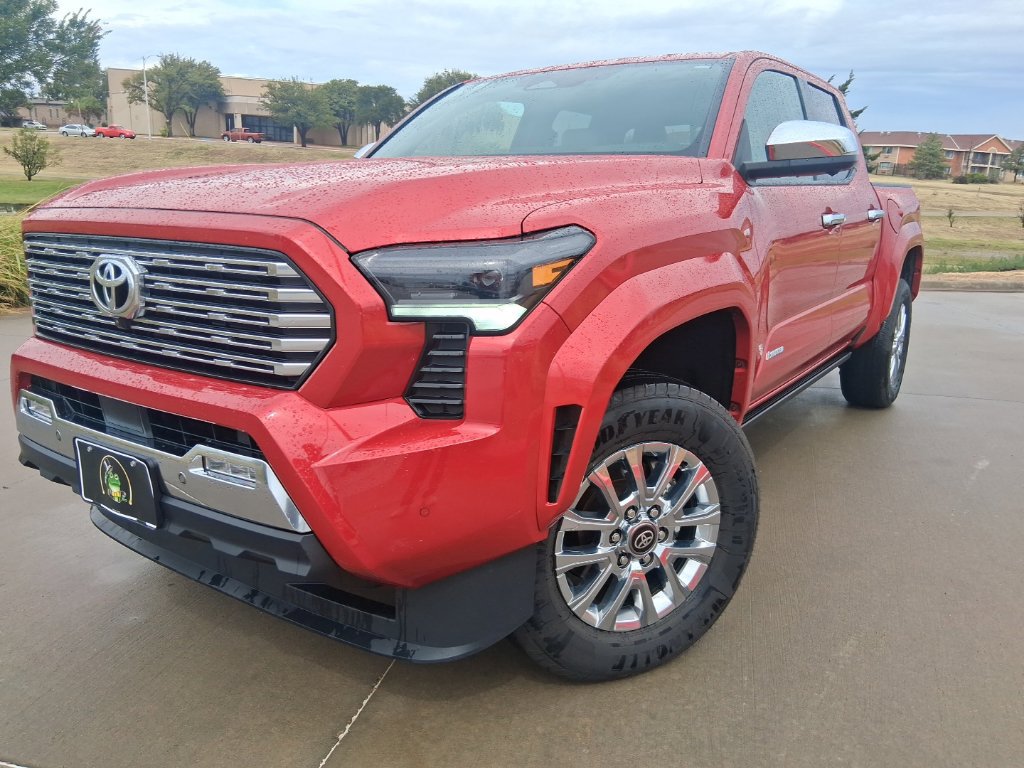 Used 2026 Toyota Tacoma Limited AWD/4WD image 1