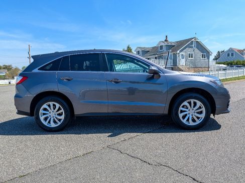 Used 2018 Acura RDX AWD image 4