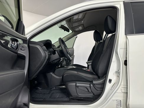 Used 2017 Nissan Rogue S w/ S Appearance Package image 23