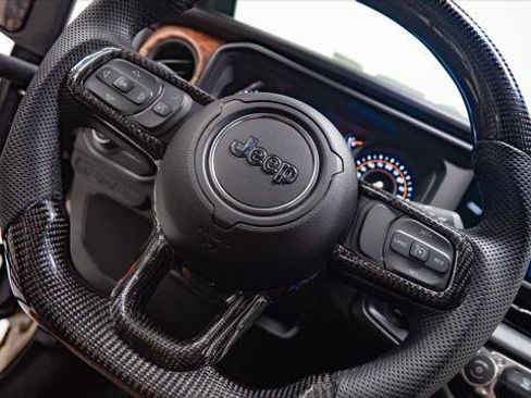 Used 2026 Jeep Gladiator Sport AWD/4WD image 23