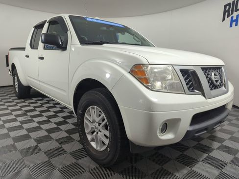 Used 2014 Nissan Frontier SV w/ SV Value Truck Package image 6