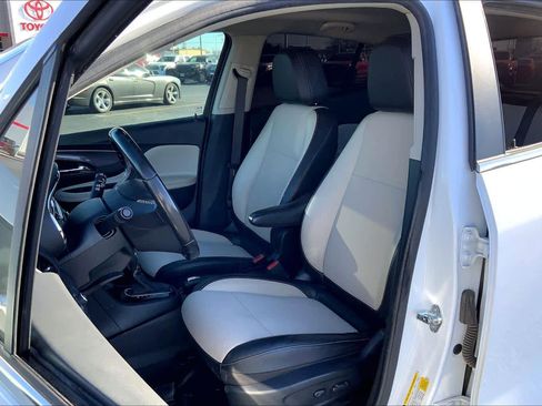 Used 2019 Buick Encore Preferred image 8