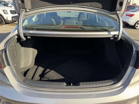 Used 2023 Kia Forte LXS w/ LXS Technology Package image 11