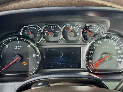 Used 2014 GMC Sierra 1500 SLT w/ SLT Crew Cab Value Package image 15