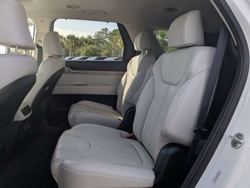 Used 2021 Hyundai Palisade SEL w/ Premium Package FWD image 15