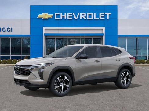 New 2026 Chevrolet Trax RS w/ Driver Confidence Package FWD image 2