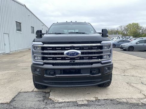 Used 2025 Ford F350 King Ranch AWD/4WD image 3