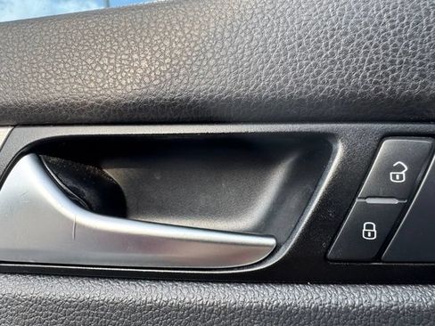 Used 2015 Volkswagen Passat TDI SE FWD image 7