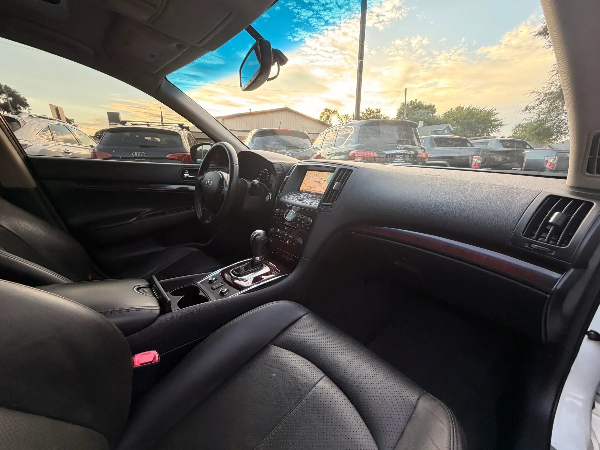 Used 2012 INFINITI G37 x Sedan w/ Premium Pkg AWD/4WD image 19