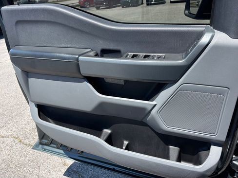 Used 2021 Ford F150 XLT RWD image 13