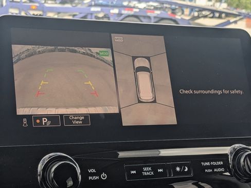 Used 2023 INFINITI QX80 Luxe w/ Cargo Package image 26