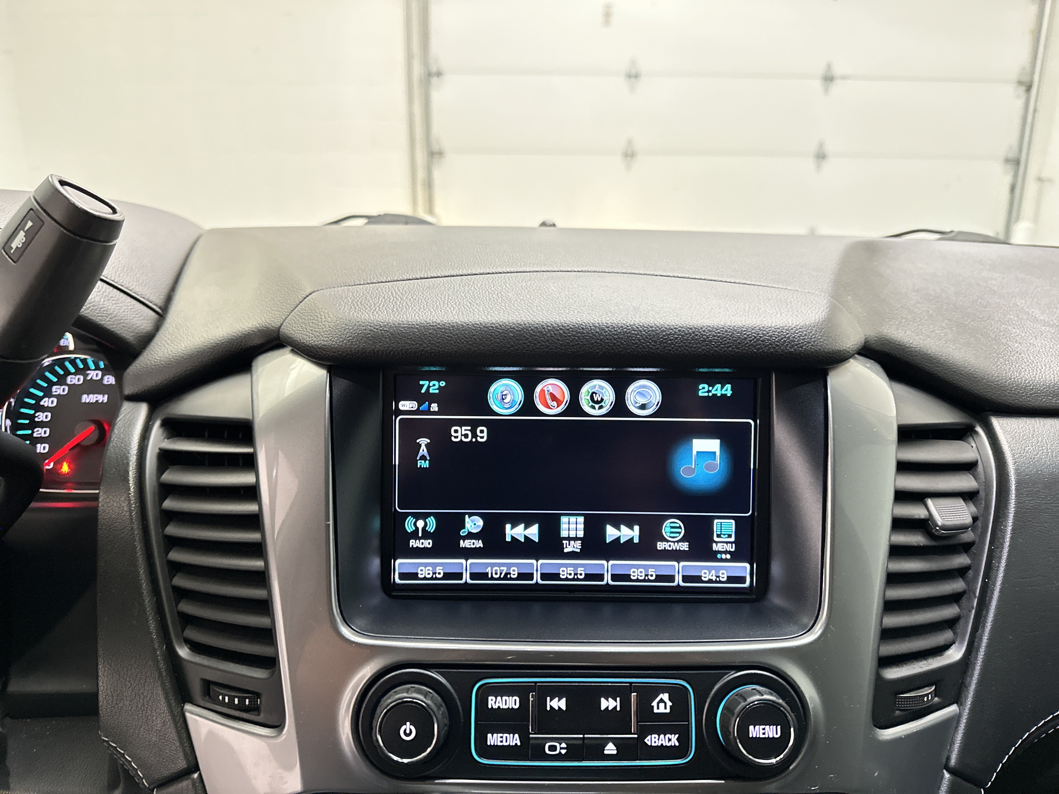 Used 2018 Chevrolet Tahoe LS w/ All-Season Package AWD/4WD image 33