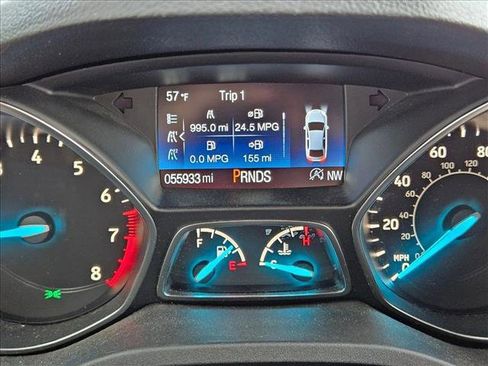 Used 2019 Ford Escape SE image 12