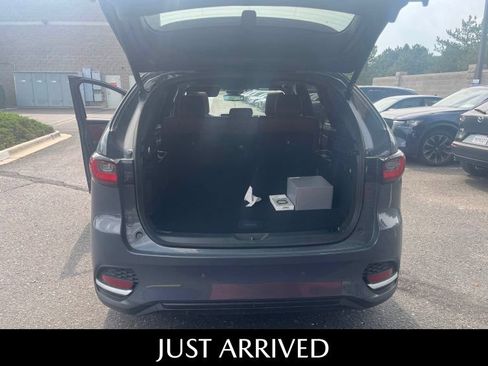 Used 2025 MAZDA CX-70 Plug-In Hybrid w/ Premium Plus AWD/4WD image 11