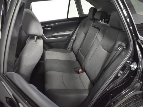 Used 2025 Toyota RAV4 XLE FWD image 27
