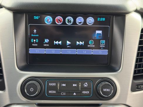 Used 2017 GMC Yukon XL SLT w/ Premium Edition image 28