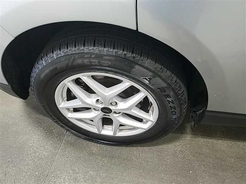 Used 2024 Ford Edge SEL AWD/4WD image 17