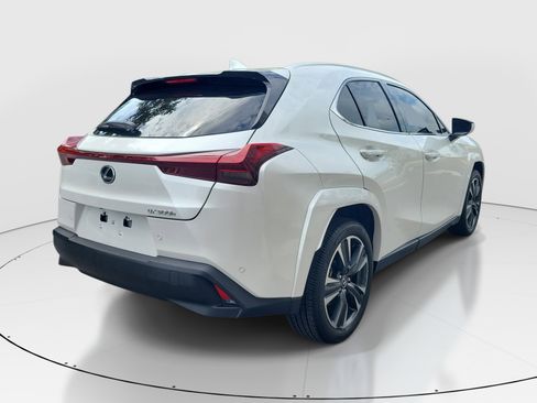 Used 2025 Lexus UX 300h FWD w/ Accessory Package (Z2) image 6