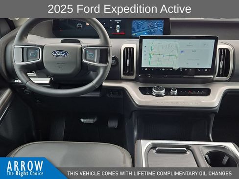 Used 2025 Ford Expedition Active AWD/4WD image 20