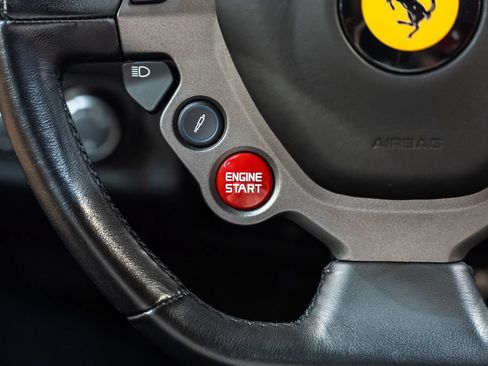 Used 2010 Ferrari 458 Italia Coupe RWD image 28