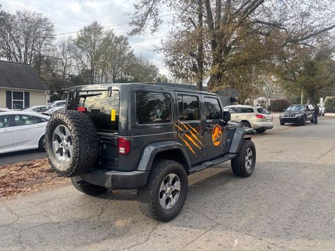 Used 2016 Jeep Wrangler Unlimited Sahara w/ Dual Top Group image 5