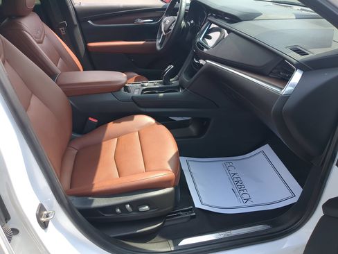 Certified 2021 Cadillac XT5 Premium Luxury AWD/4WD image 26