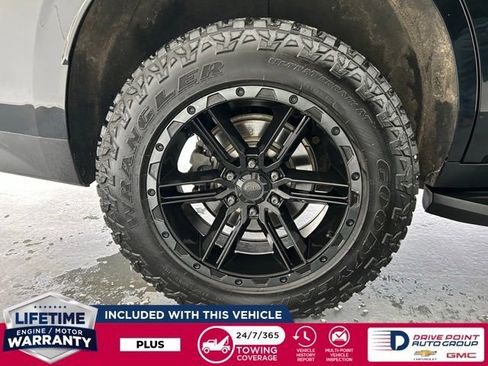 Used 2021 Chevrolet Tahoe LS image 12