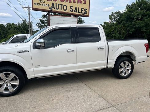 Used 2015 Ford F150 Platinum w/ Equipment Group 701A Luxury AWD/4WD image 3