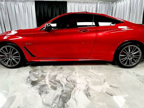 Used 2017 INFINITI Q60 Red Sport 400 image 8