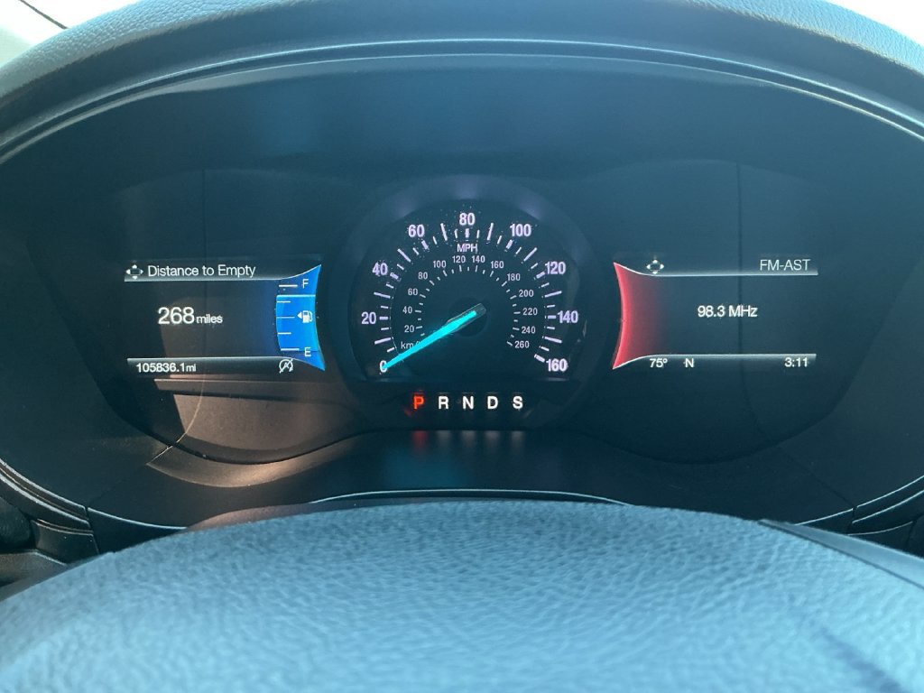 Used 2018 Ford Fusion SE w/ Equipment Group 201A FWD image 19