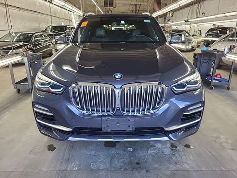 Used 2020 BMW X5 xDrive40i w/ Parking Assistance Package AWD/4WD image 2