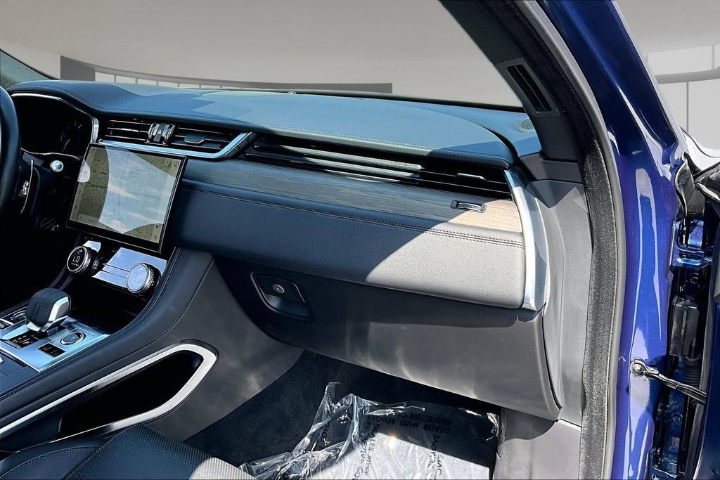Used 2022 Jaguar F-PACE S AWD/4WD image 24