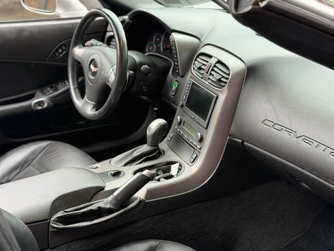 Used 2007 Chevrolet Corvette Convertible w/ Preferred Equipment Group image 24