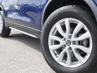Used 2018 Nissan Rogue SV AWD/4WD video 2