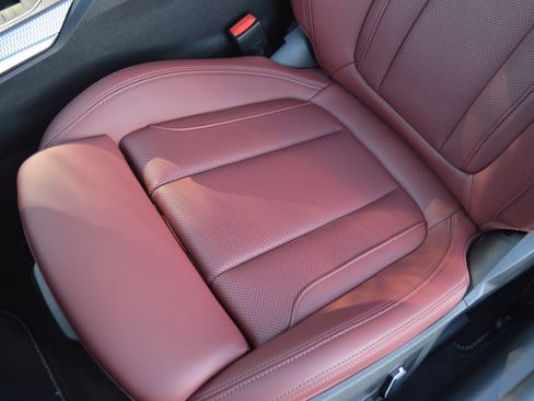 Used 2026 BMW 440i xDrive M440i xDrive w/ Premium Package image 26