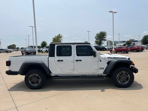 Used 2023 Jeep Gladiator Rubicon w/ Cold Weather Group AWD/4WD image 6
