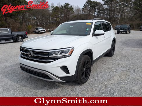 Used 2022 Volkswagen Atlas SE image 1