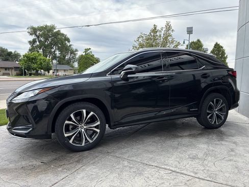 Used 2020 Lexus RX 450h AWD w/ Premium Package image 4