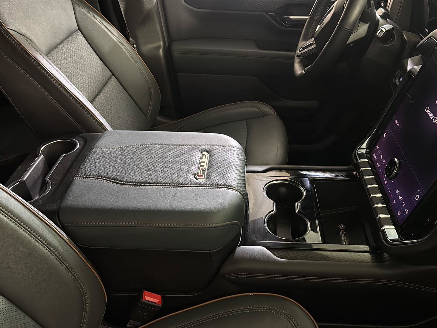 Certified 2026 GMC Yukon AT4 w/ AT4 Premium Plus Package AWD/4WD image 25